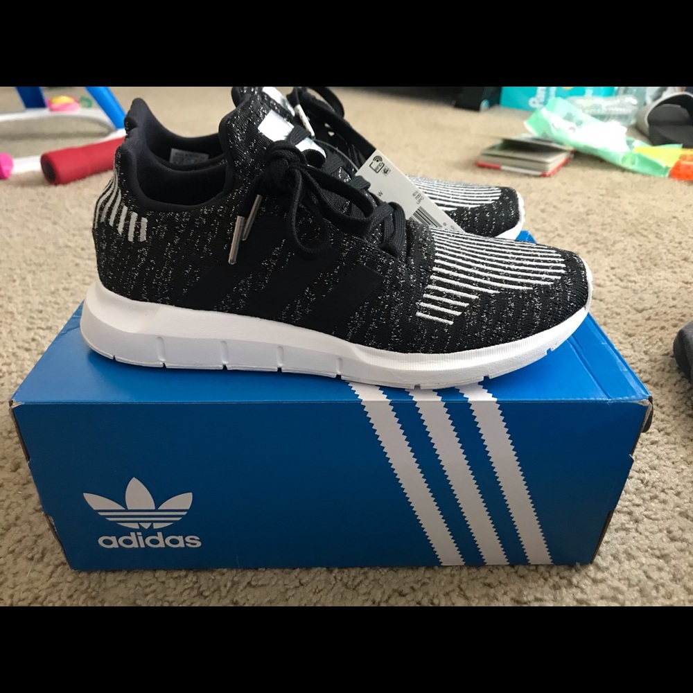Women’s adidas swift run casual shoes